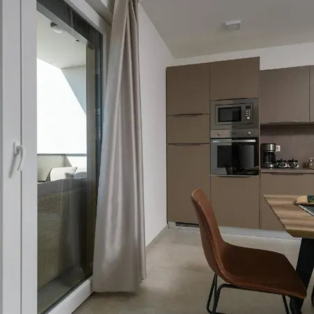 Dora Fuer 4 Personen Und 1 Kind Apartmán