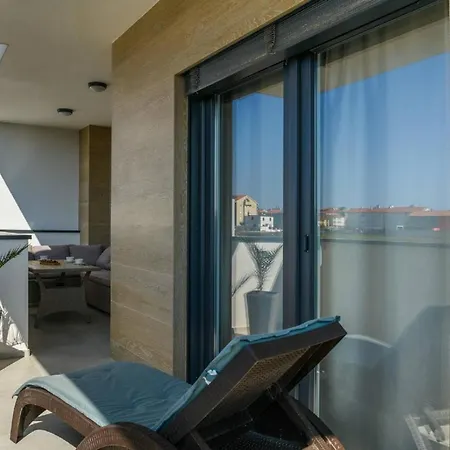 Dora Fuer 4 Personen Und 1 Kind Apartmán